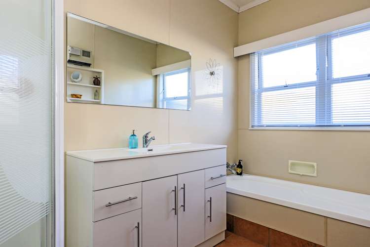 500 Hart Place Frimley_14