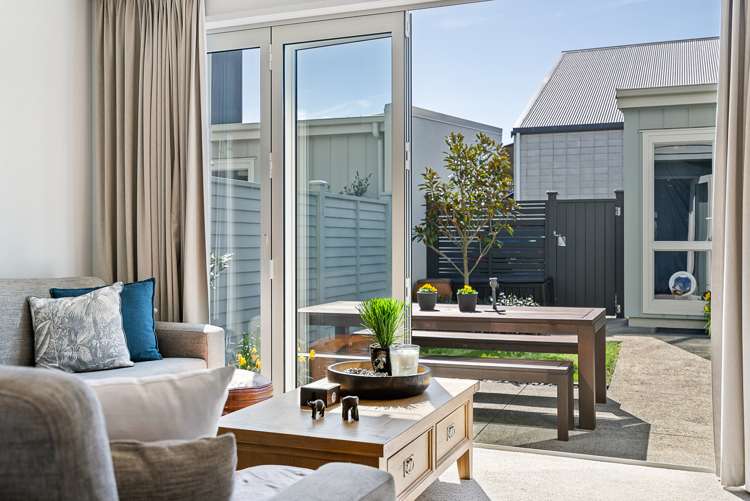 142 Seventh View Avenue Beachlands_36