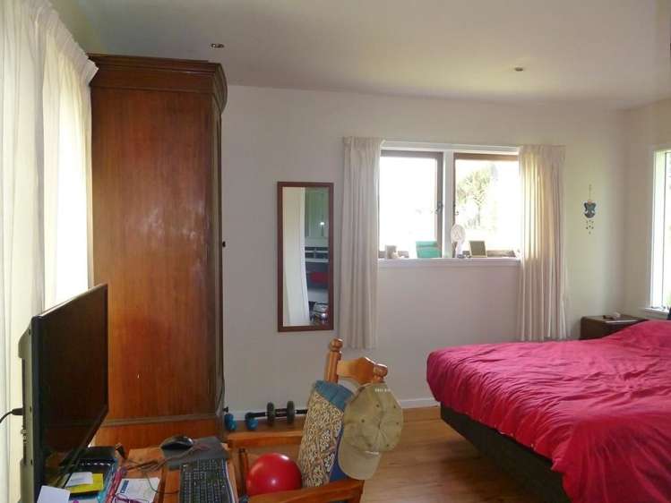 14 Edinburgh Street Takaka_11