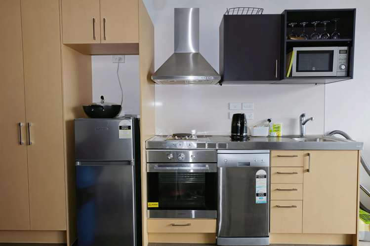 805/17 Putney Way Manukau_3