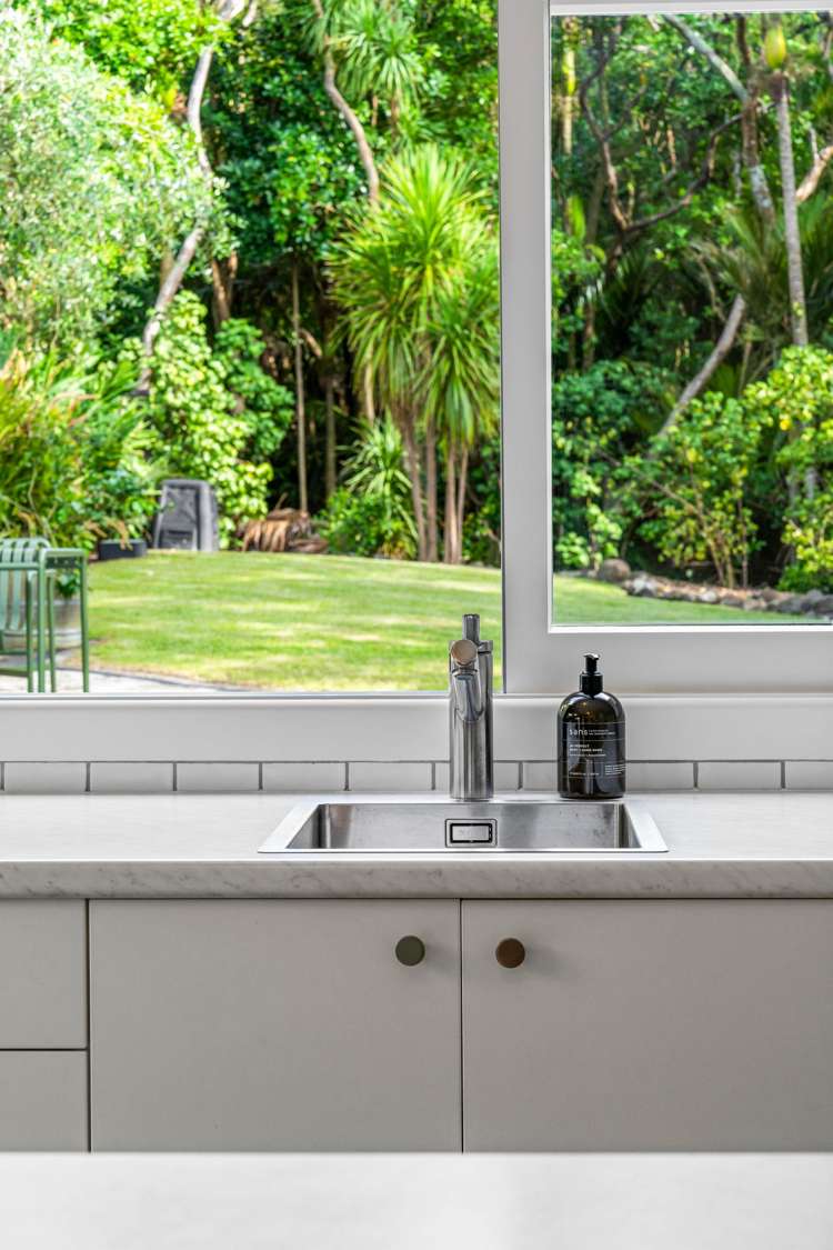 70 Seaview Road Piha_8