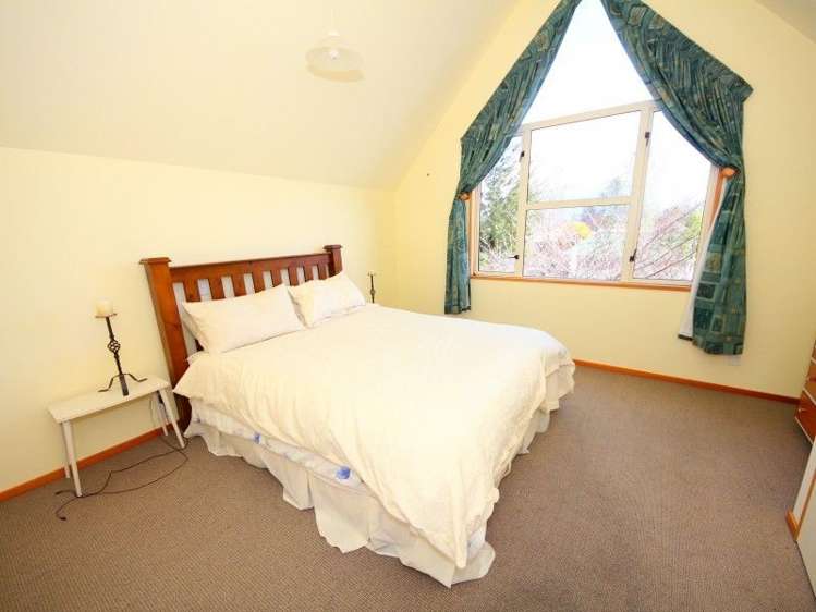 9 Broderick Street Te Anau_12