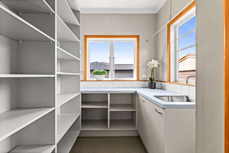 14 Flanders Avenue Onekawa_7