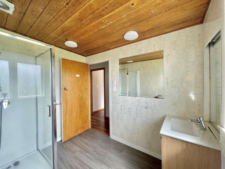 3 Taha Road Te Atatu South_10