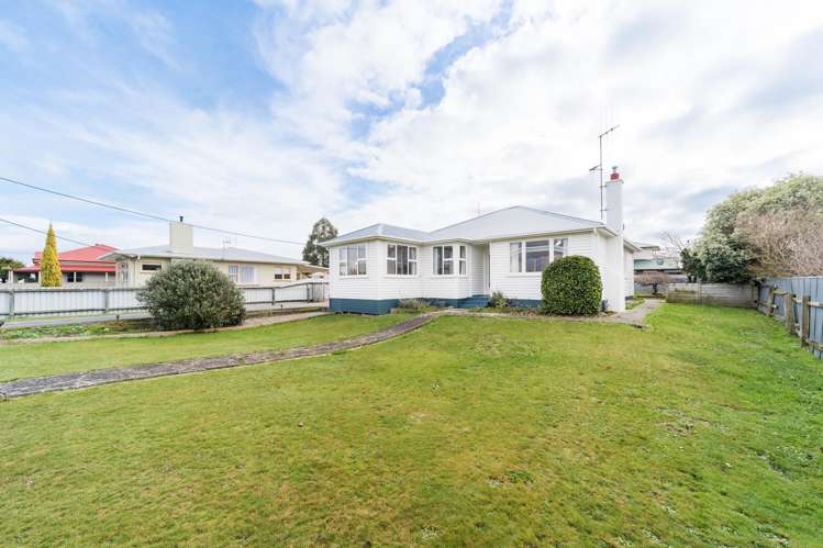 68 Monmouth Street Feilding_25