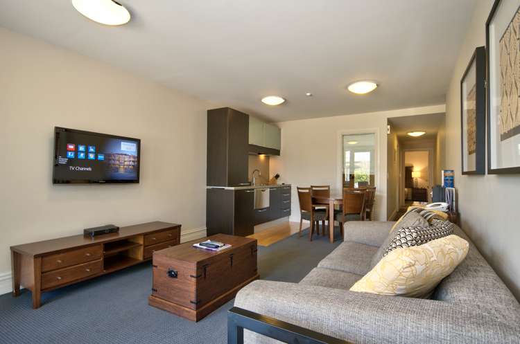 606/34 Lake Esplanade Queenstown_5