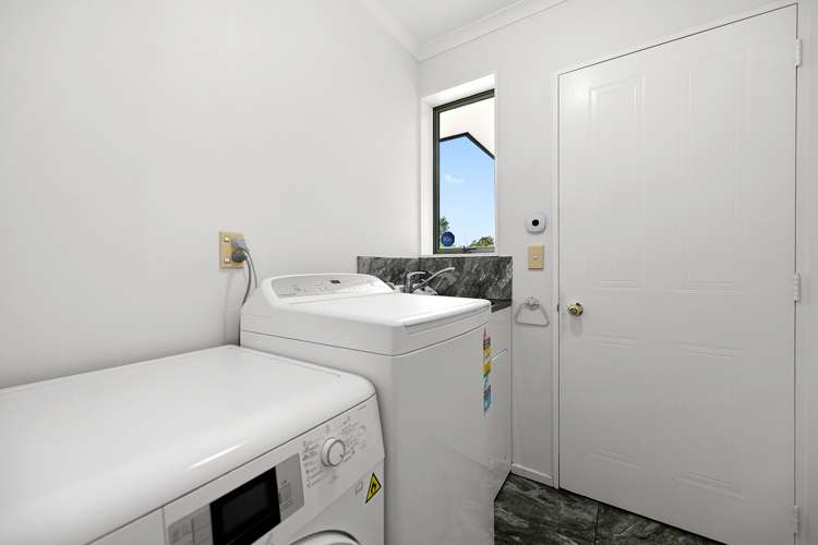 2 Shannon Place Nawton_17