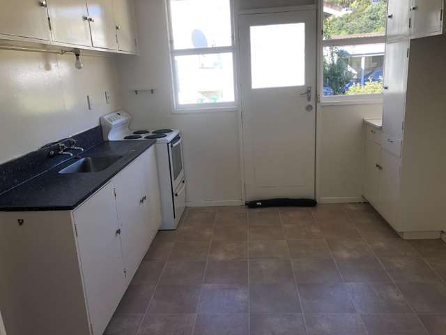 1/243 Vanguard Street 10811_3