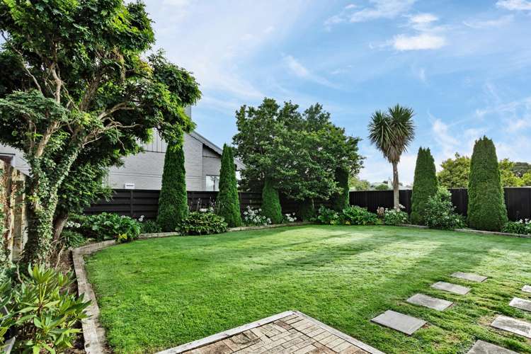 86 Wilton Street Windsor_22