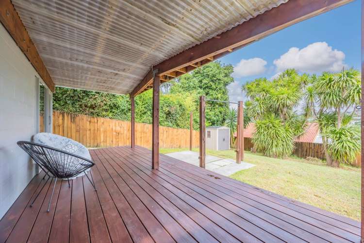 24 Shanaway Rise Hillcrest_21