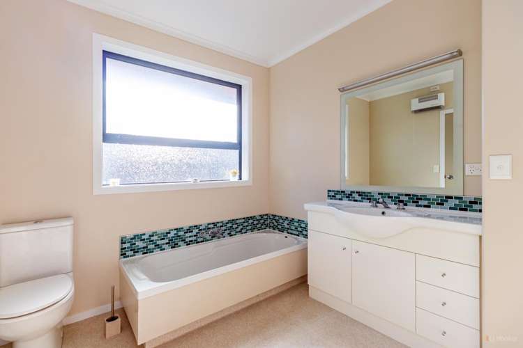 1 Eric Batchelor Place Waimate_6