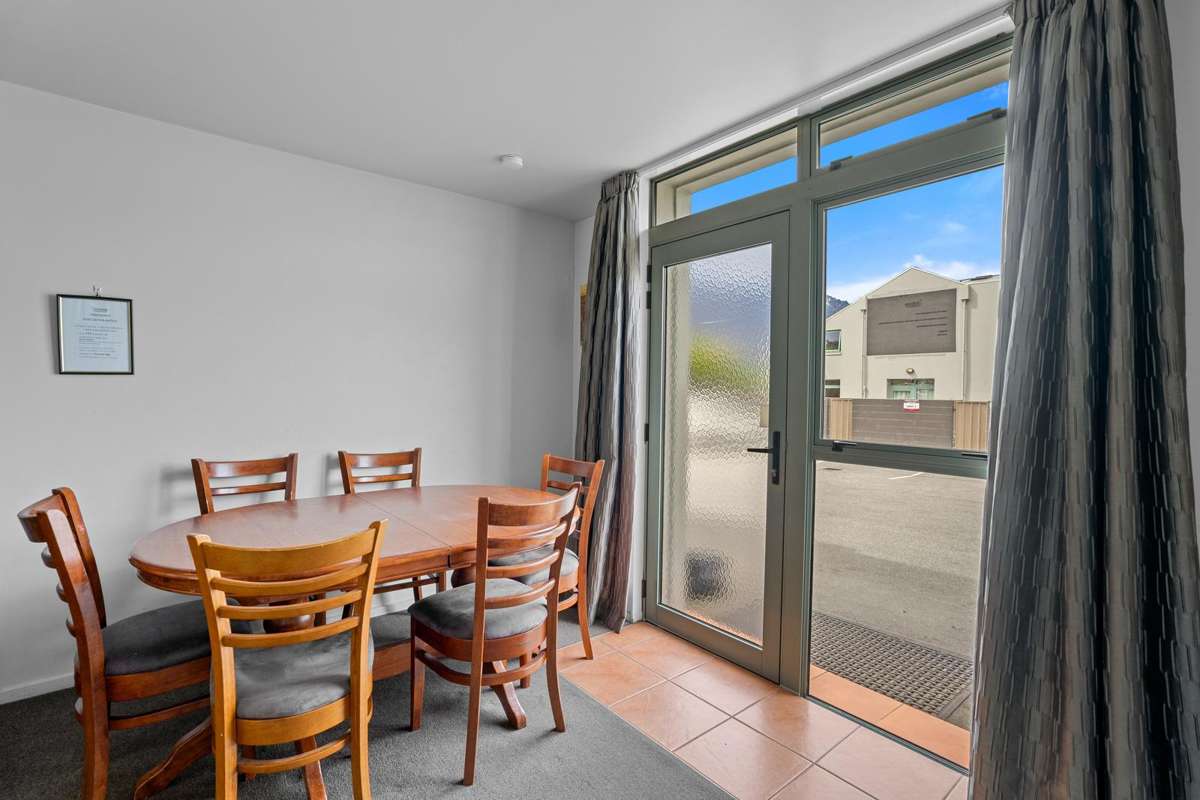 13/1066 Frankton Road_2