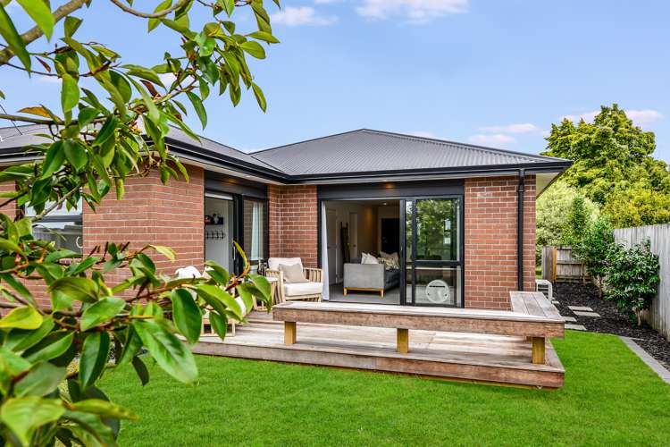 14/11 Errol Close Burbush_21