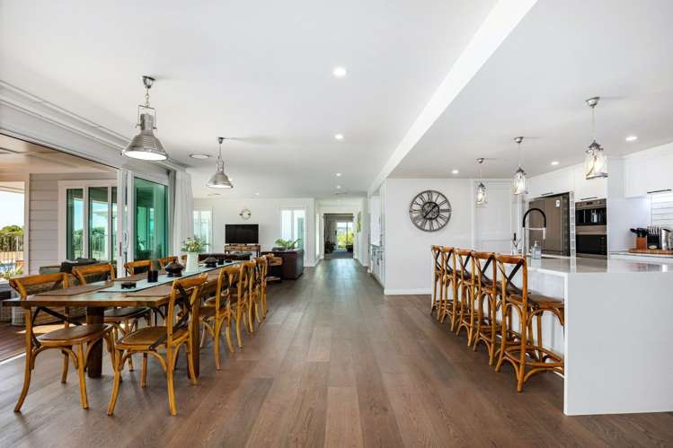 87 Rutherford Drive Waikanae Beach_16