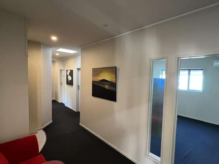 194 Main Road Tawa_11