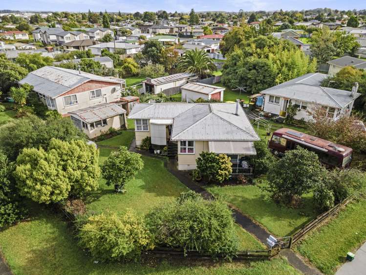 2 President Avenue Papakura_5