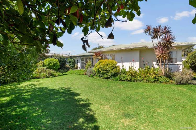 51 Sandspit Road Waiuku_15