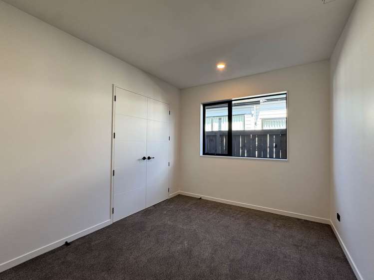 9 Tipu Crescent Milldale_15