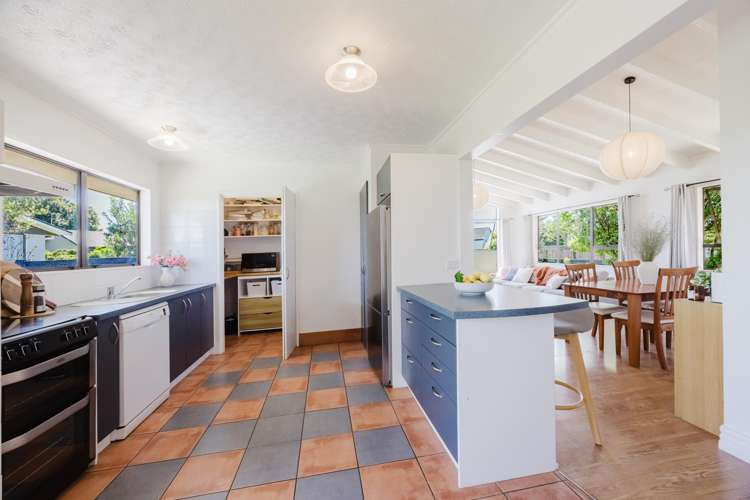 78 Atherfold Crescent Greenmeadows_7