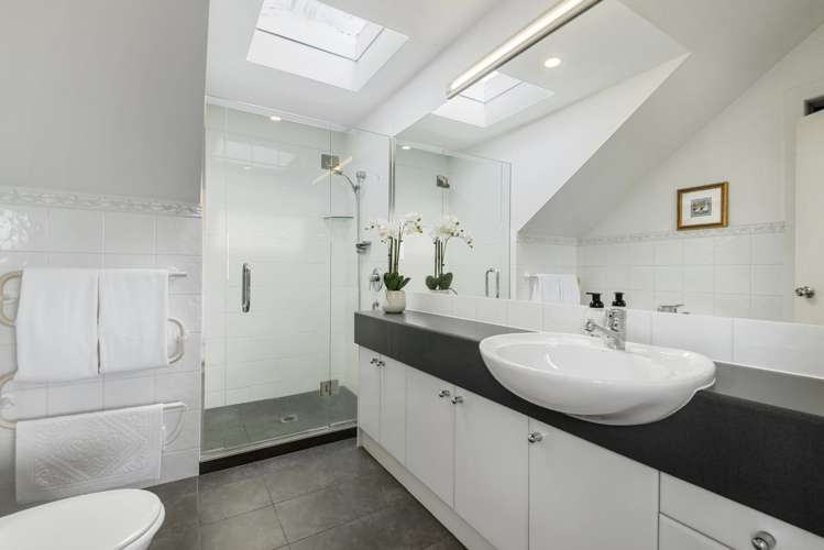 8 Brown Street Hauraki_18