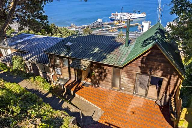 WADESTOWN OPPORTUNITY-FIRST TIME ON THE MARKET!