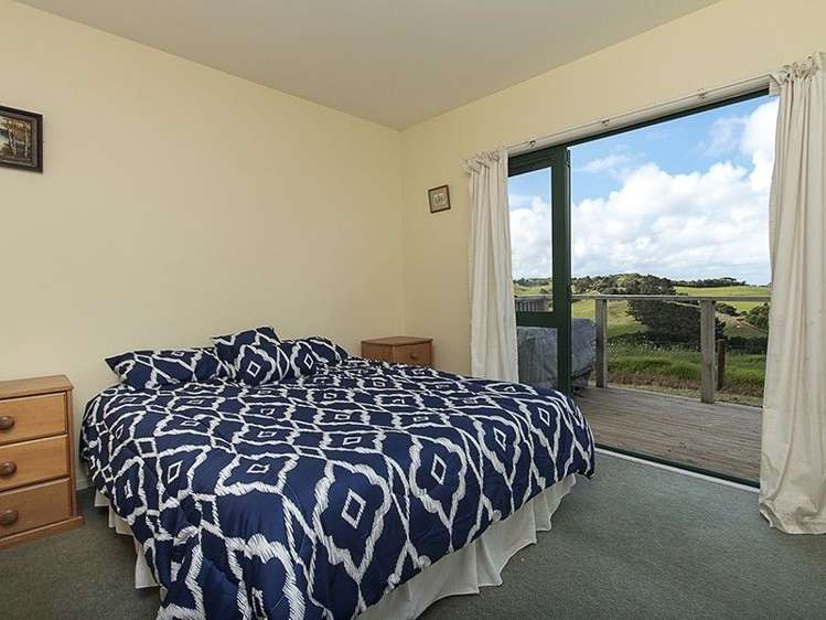 242 Gleeson Road Pollok_4