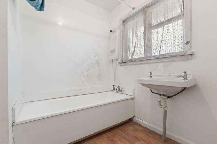 66 Eureka Street Aranui_16