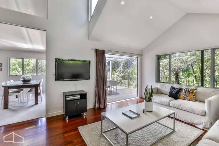 57 Staincross Street Green Bay_9