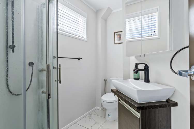 2/96 Racecourse Road Waiuku_10