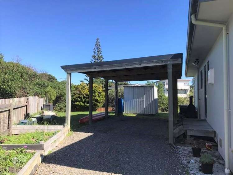 16 Adrian Grove Waikanae Beach_6