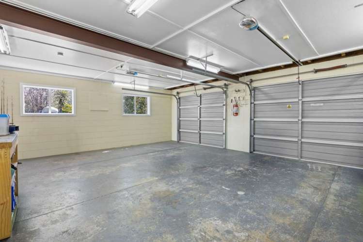 296 Waikawa Road Waikawa_16