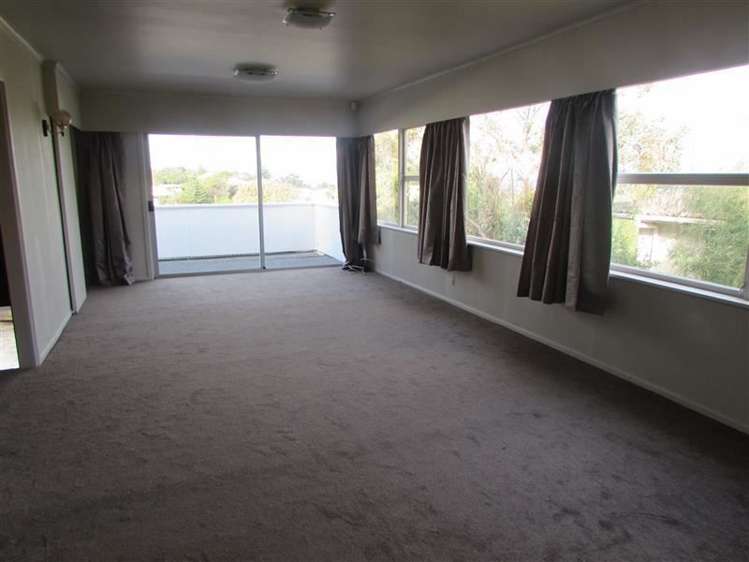 5 Barker Rise Northcross_15