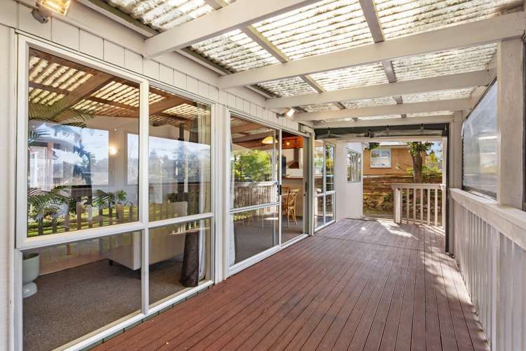 14 Parkland Crescent Te Kamo_4