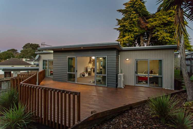 72 Kervil Avenue Te Atatu Peninsula_22