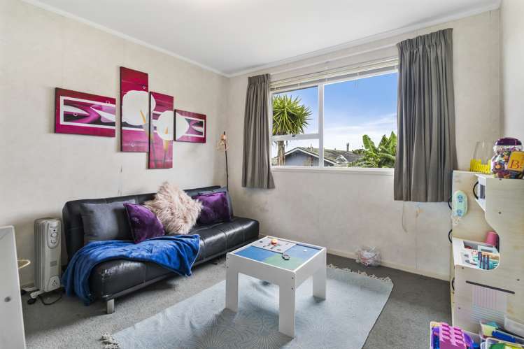 17 Roick Parade Glen Eden_22