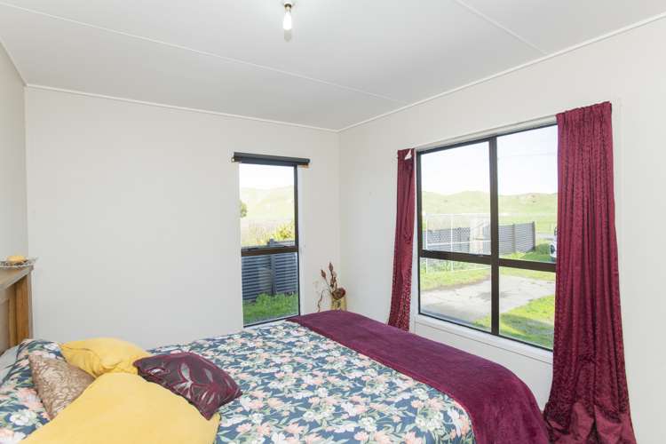 43 Main Road Tolaga Bay_10