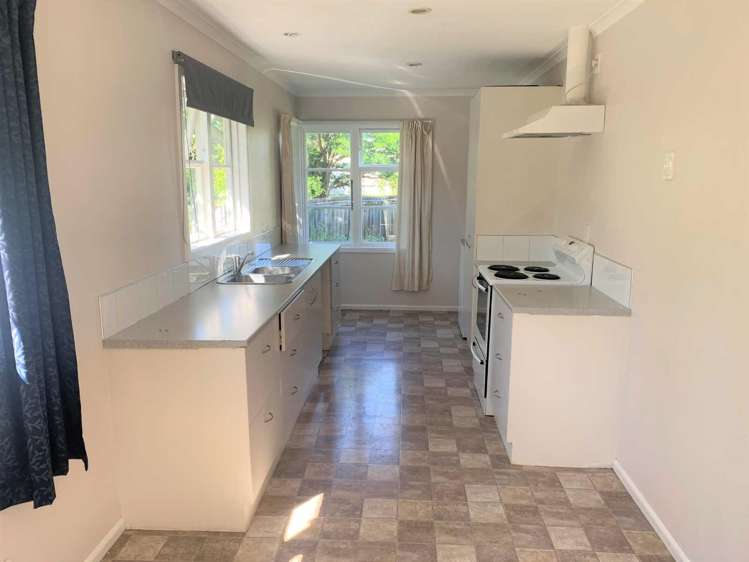 38 Hollyford Avenue Bryndwr_1