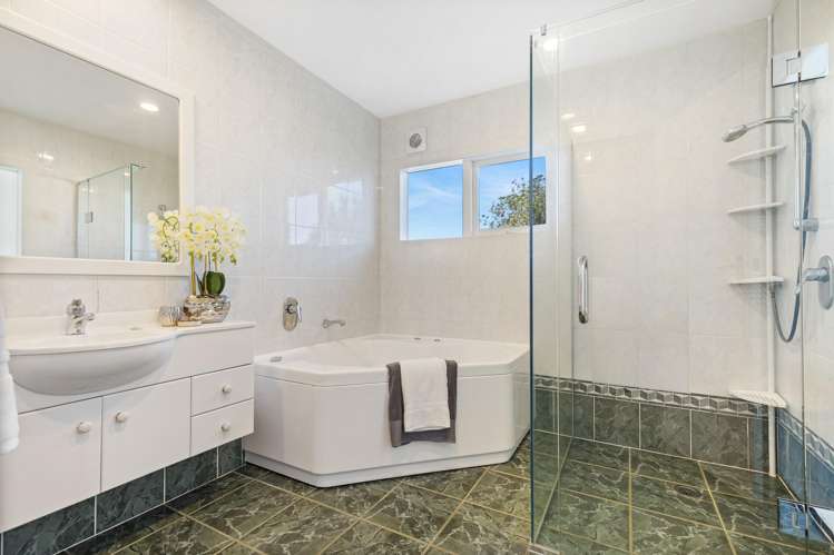 825 Beach Road Browns Bay_21