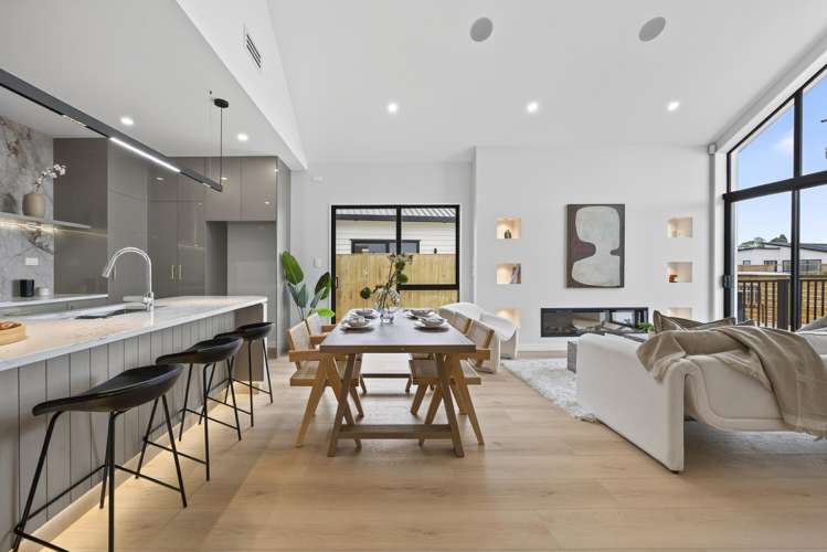 6 Tuwai Crescent Opaheke_9