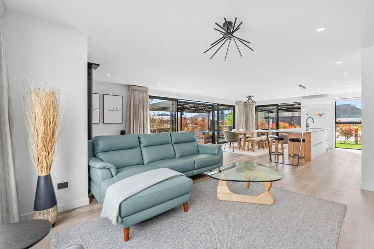 3 Wallace Place Wanaka_1