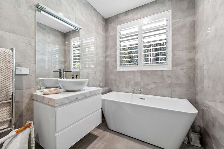 38 Awanui Crescent Matakana_13