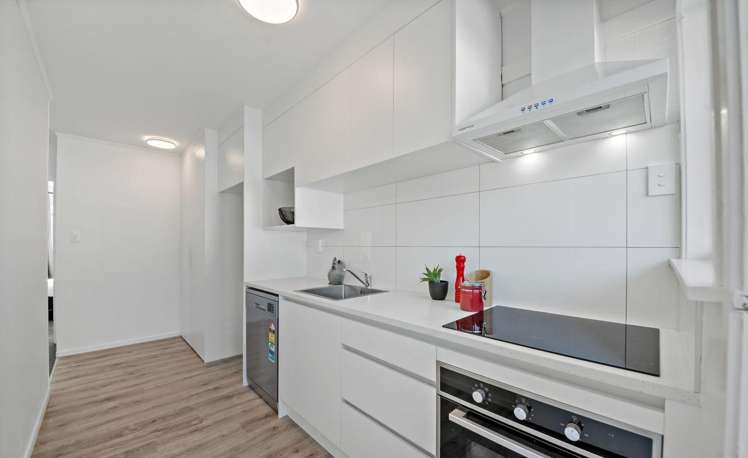 1/8 Atkinson Avenue Otahuhu_10