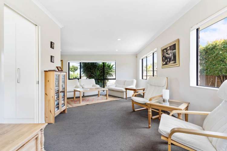 17 Heyington Way East Tamaki Heights_15