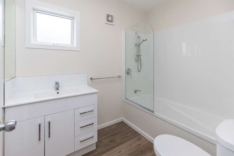 52e Fifth Avenue Enderley_15