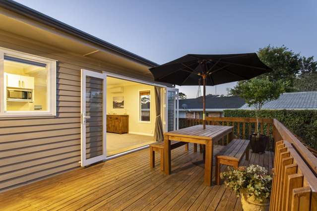 230b Te Atatu Road Te Atatu South_1