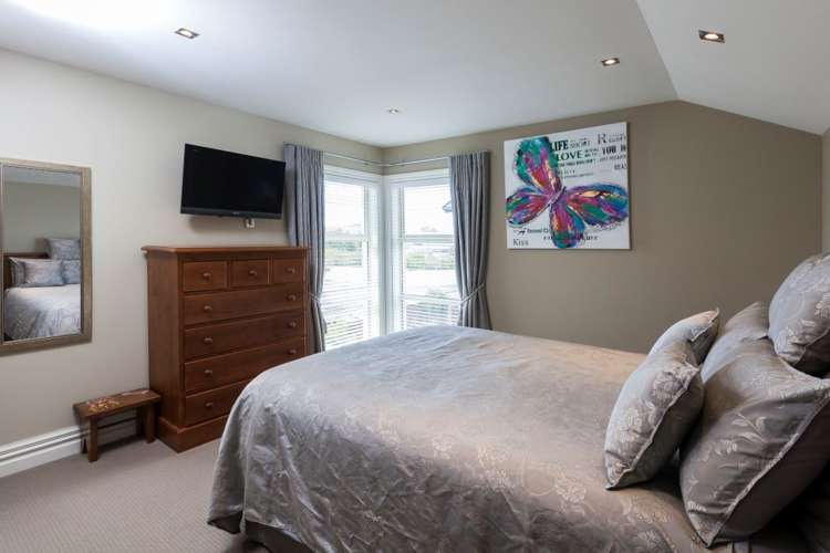 17 Stirling Street Merivale_15