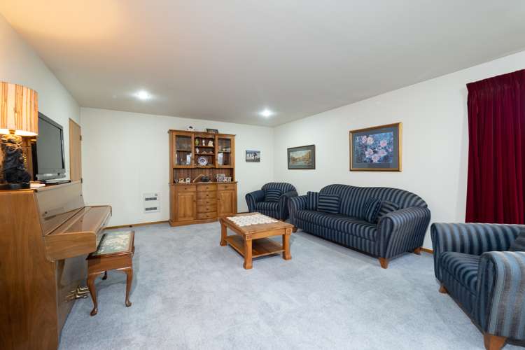 24 Falcon Drive Allenton_20