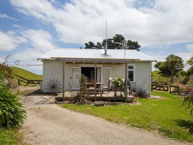 11 Ridge Road Pohangina_2