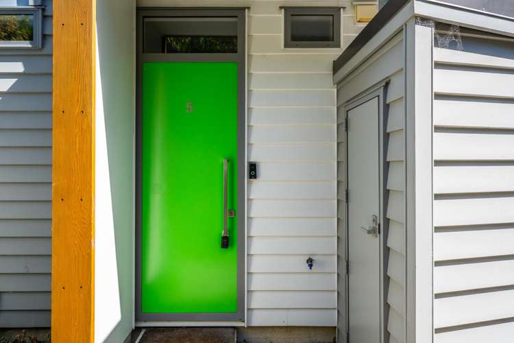 5/7 Handyside Street Tawa_13