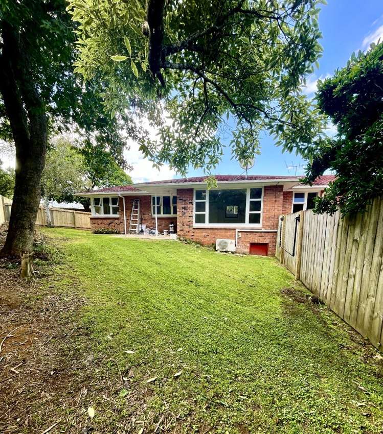 1/9a Dornwell Road_0